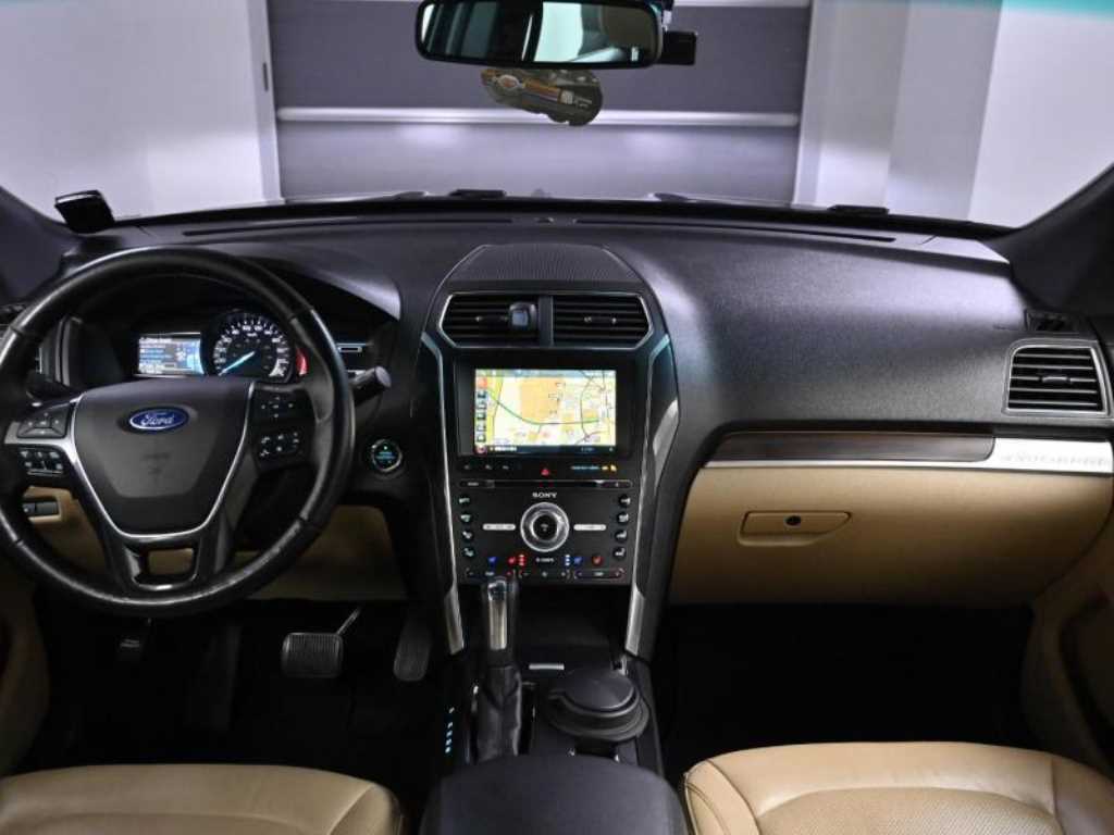 Ford Explorer - Vista 7