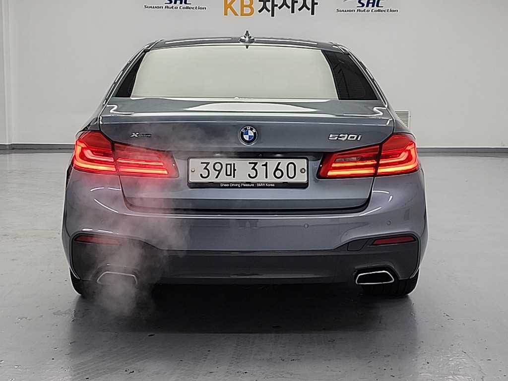 BMW 5 Series - Vista 4