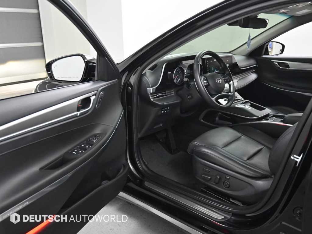 HYUNDAI Grandeur - Vista 10