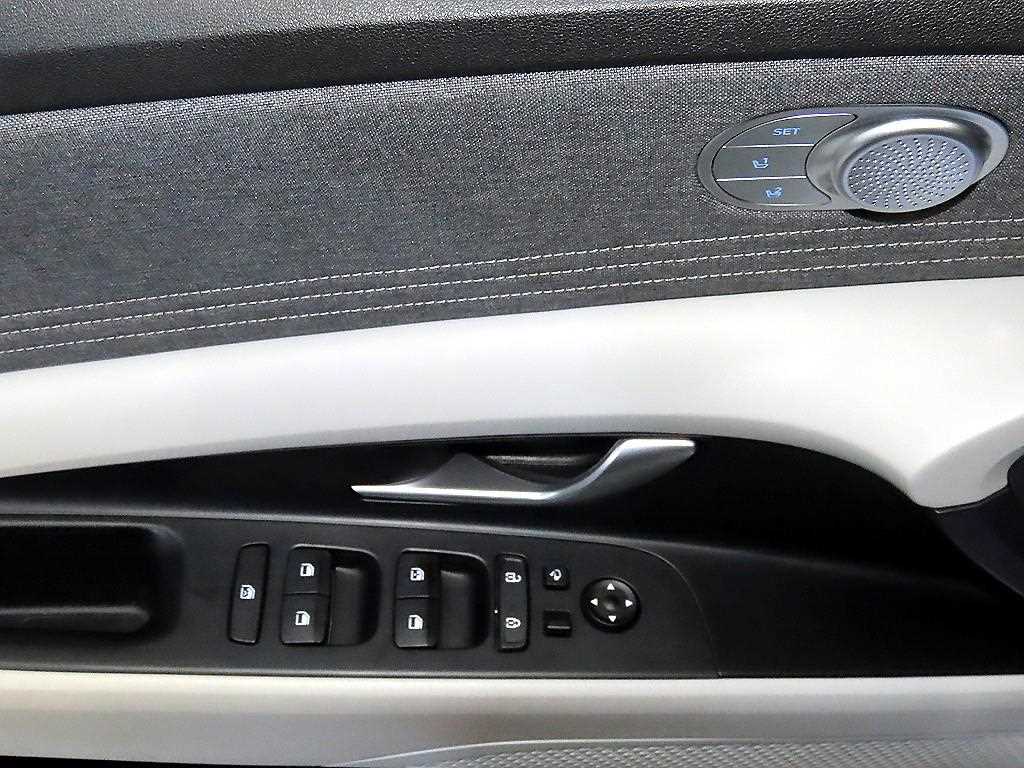 HYUNDAI Avante 2021 Blanco - Importación desde Corea - HF Imports Iquique - Foto 15