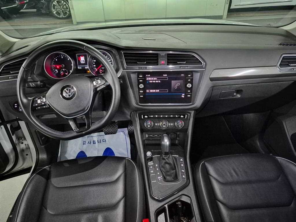 Volkswagen Tiguan - Vista 7