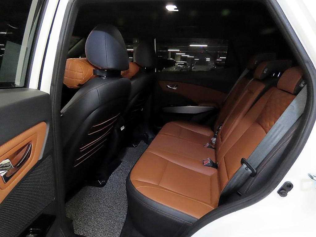 Ssangyong Tivoli - Vista 7