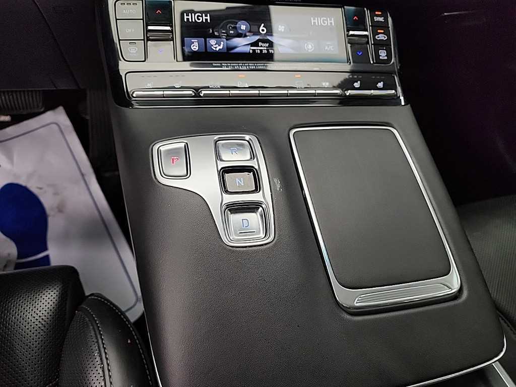 HYUNDAI Grandeur - Vista 8