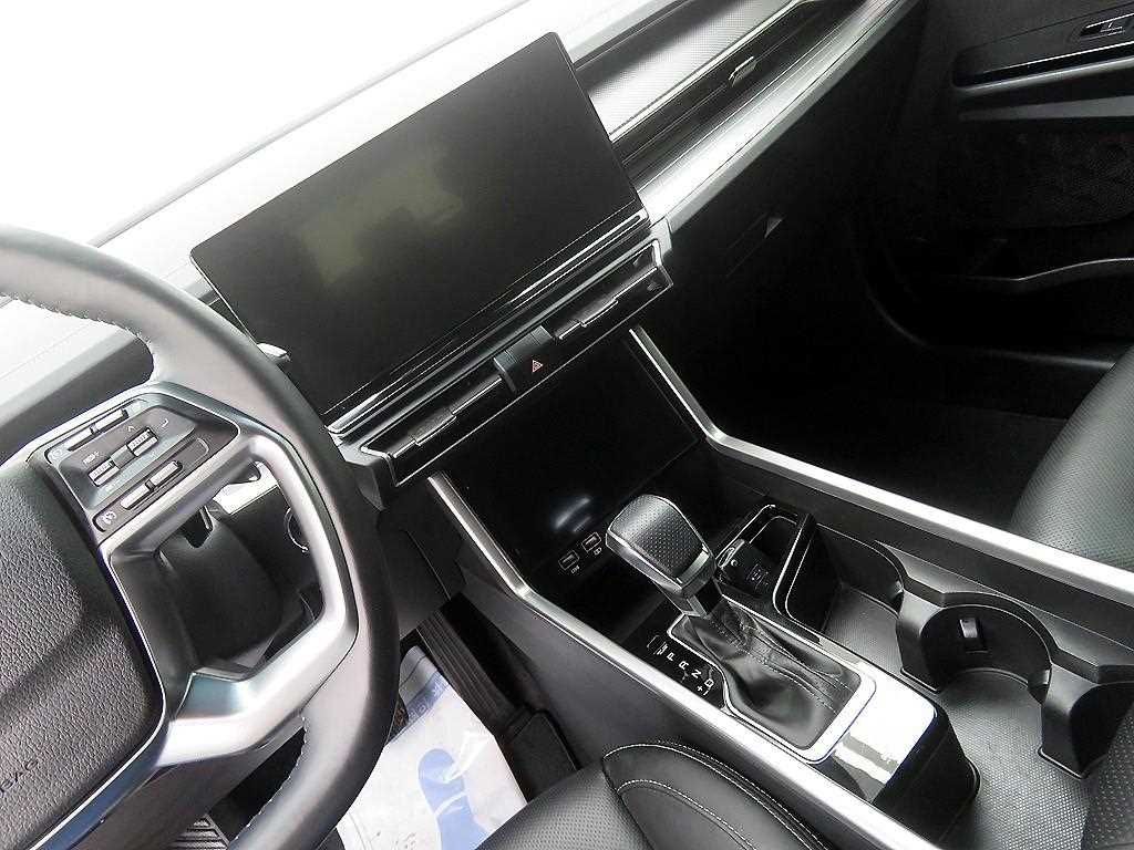 Ssangyong Torres - Vista 10