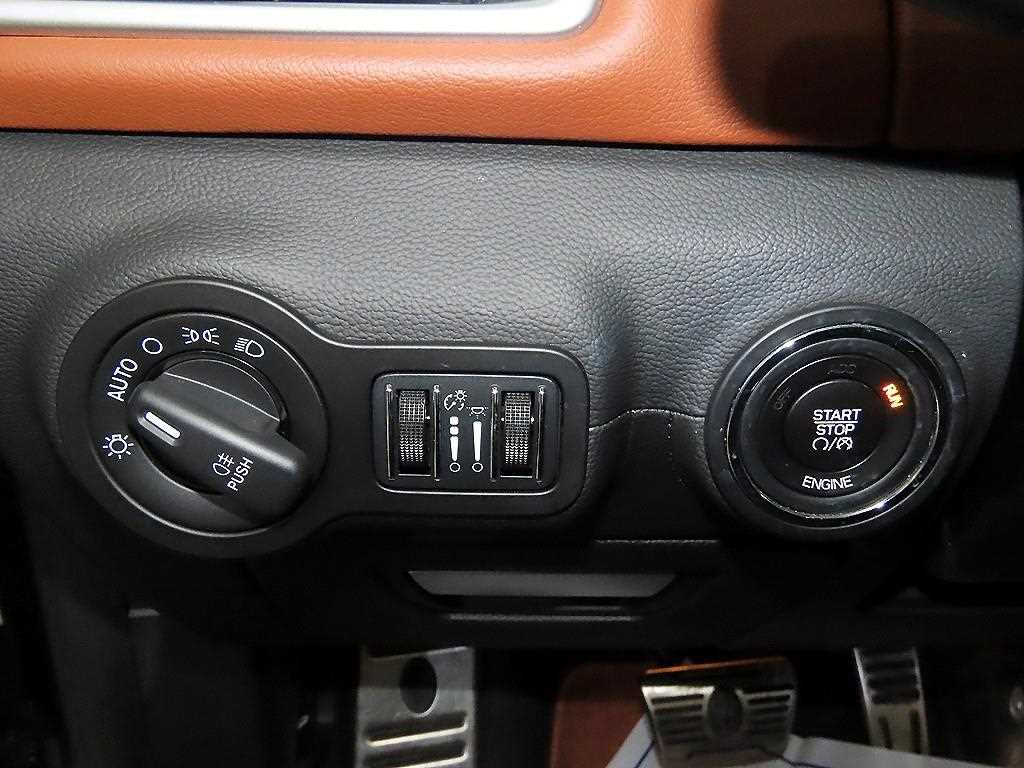 Maserati Ghibli 2016 Negro - Importación desde Corea - HF Imports Iquique - Foto 13