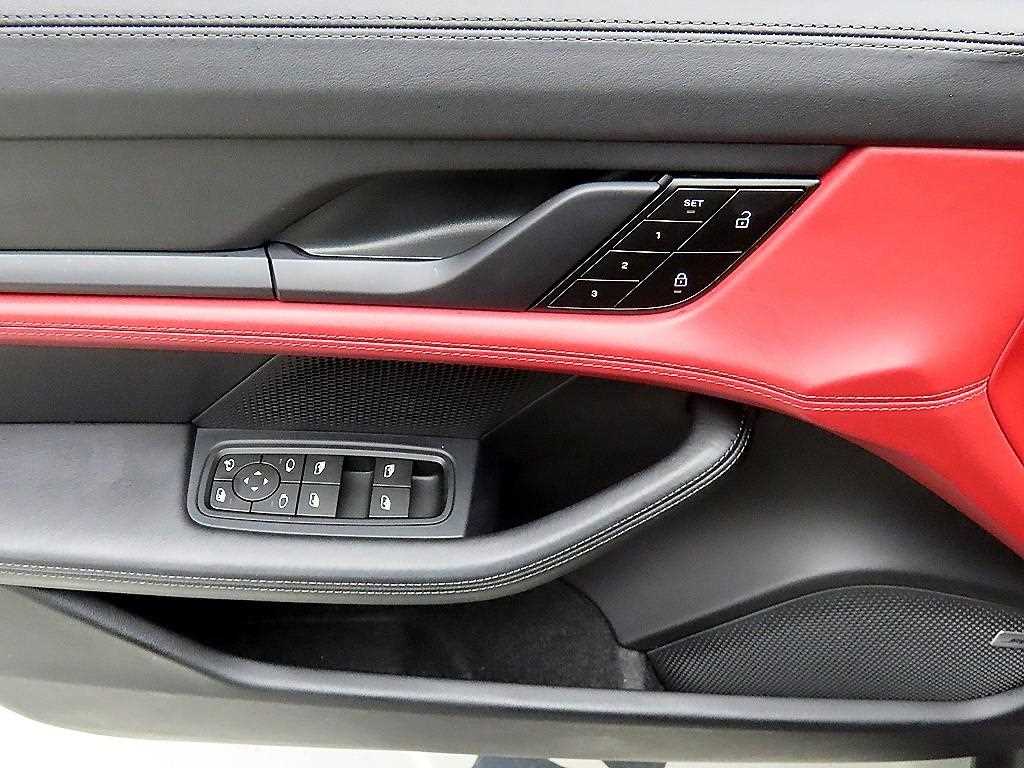 Porsche Taycan - Vista 11