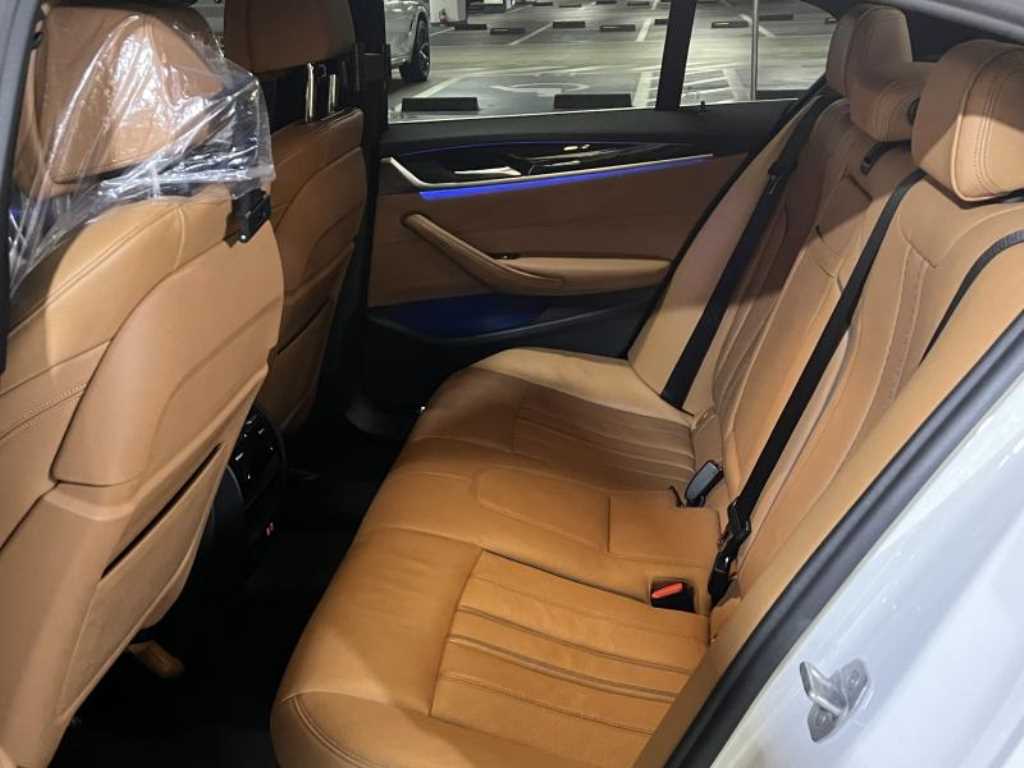 BMW 5 Series - Vista 7