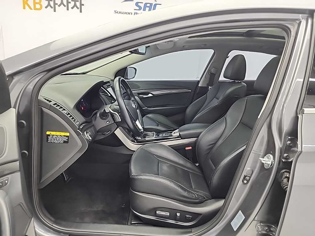 HYUNDAI i40 - Vista 11