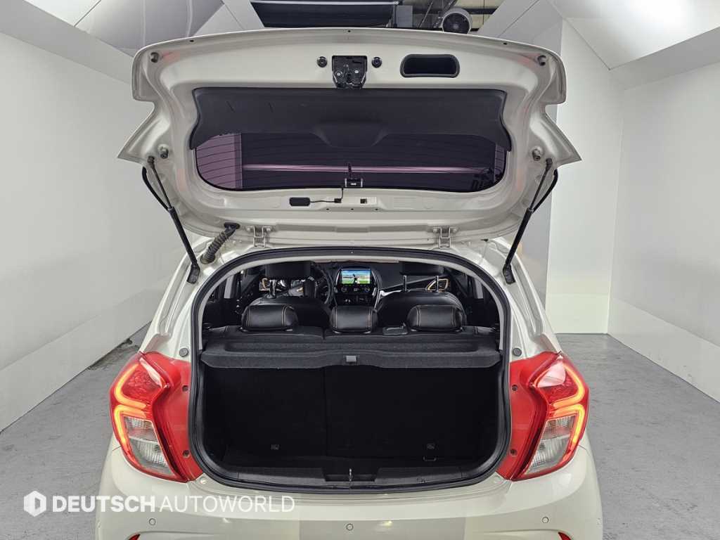 Chevrolet Spark 2019 the color of pearl - Importación desde Corea - HF Imports Iquique - Foto 20