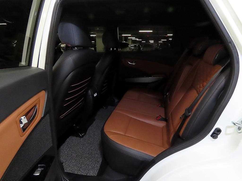 Ssangyong Tivoli - Vista 7