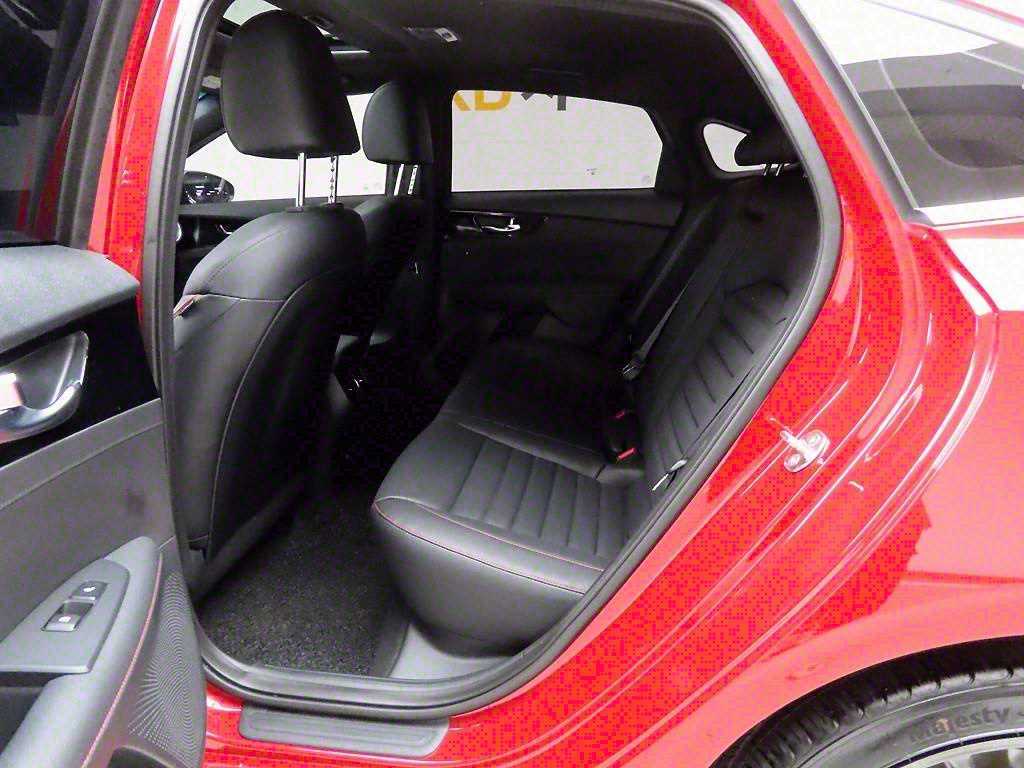 KIA K3 2024 Rojo - Importación desde Corea - HF Imports Iquique - Foto 13