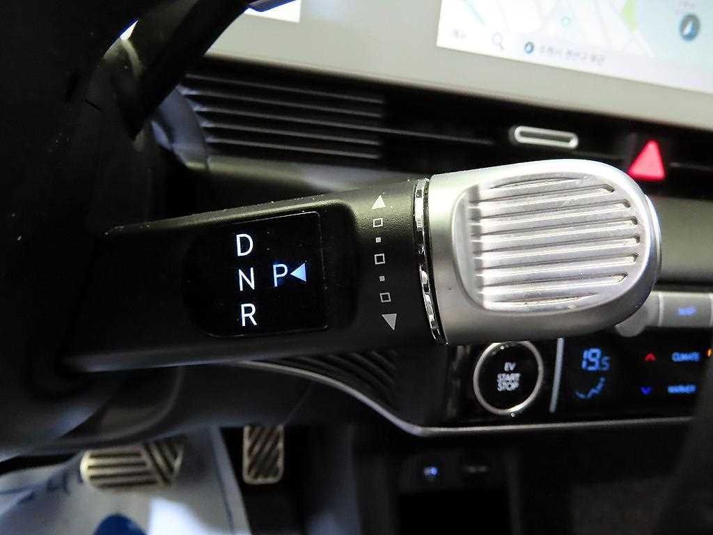 HYUNDAI Ioniq 5 - Vista 12