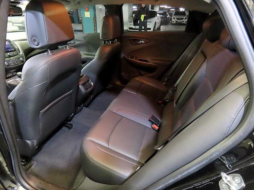 Chevrolet Malibu - Vista 7