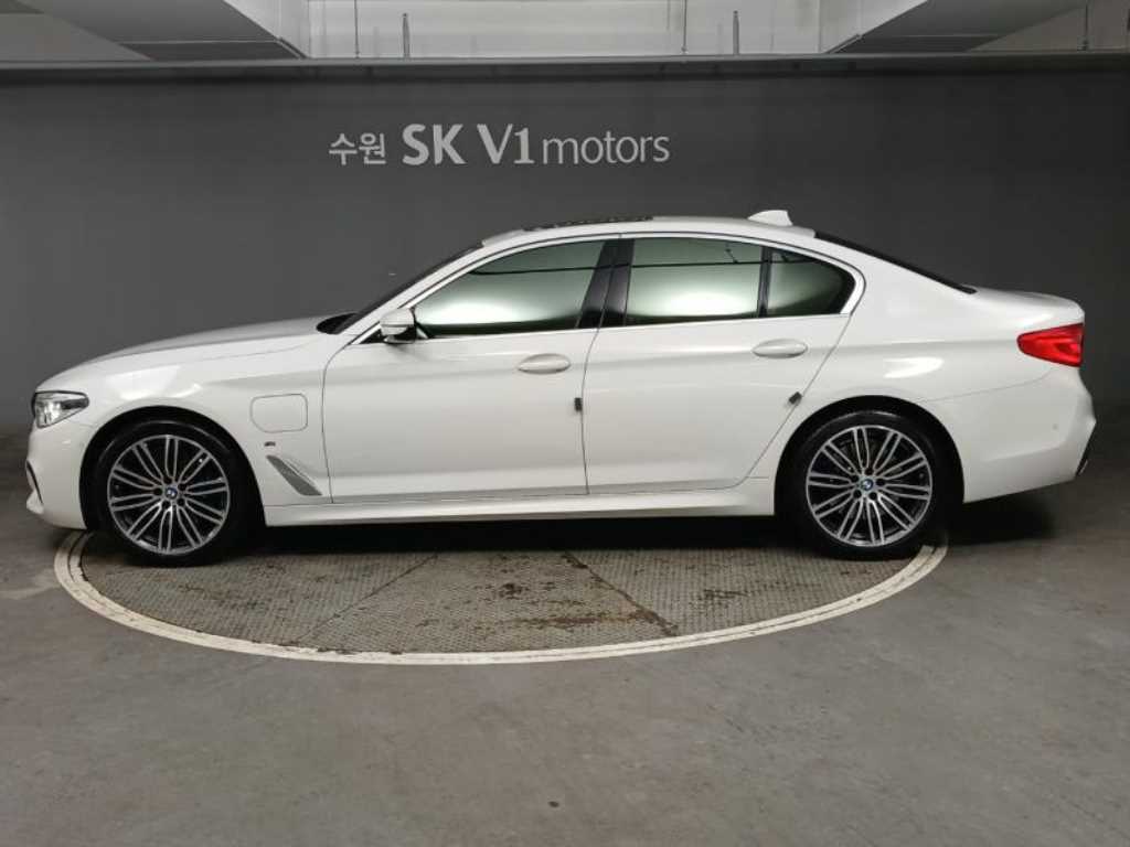 BMW 5 Series - Vista 4