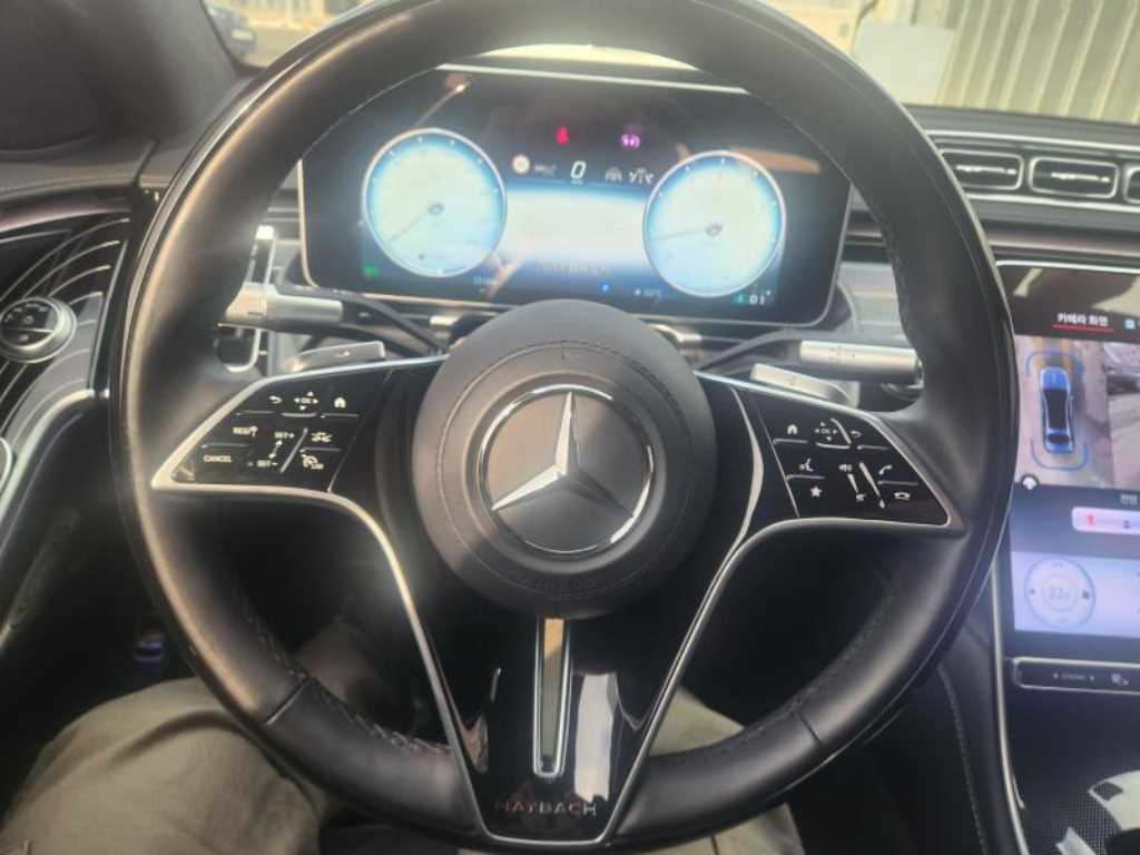 Mercedes Benz S Class - Vista 4