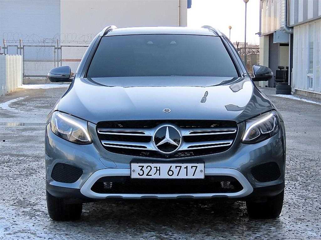 Mercedes Benz GLC Class 2019 Gris - Importación desde Corea - HF Imports Iquique - Foto 1