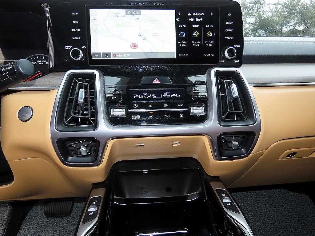 KIA Sorento - Vista 12