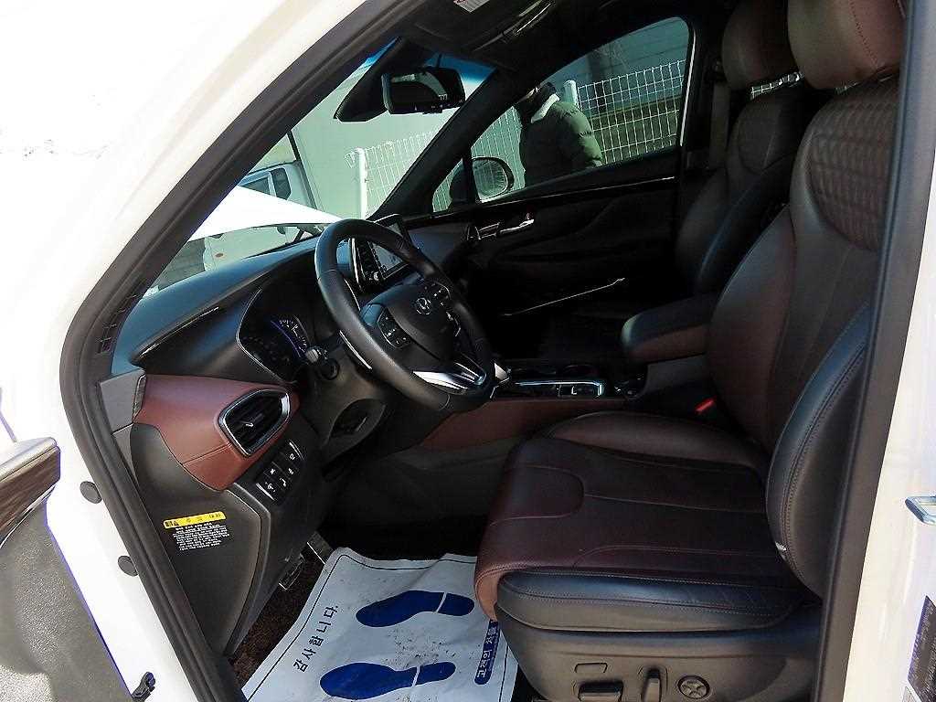 HYUNDAI Santa Fe - Vista 5