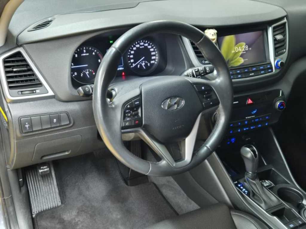 HYUNDAI Tucson - Vista 8