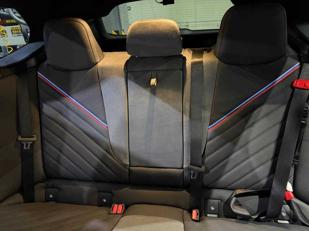 BMW iX 2026 Blanco - Importación desde Corea - HF Imports Iquique - Foto 15