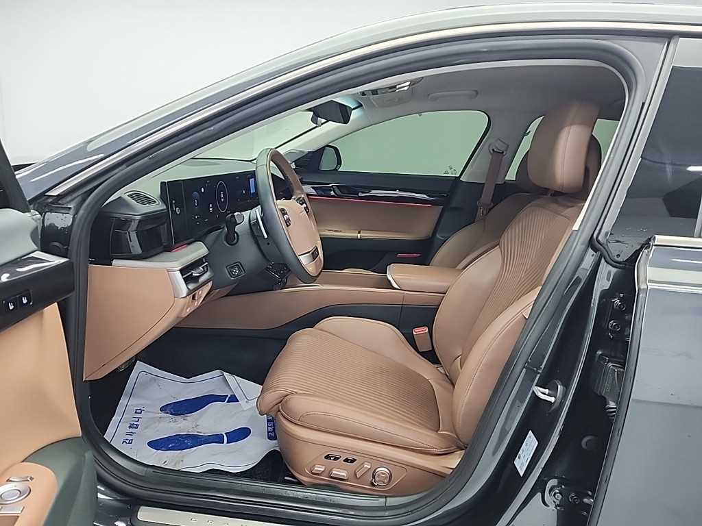 HYUNDAI Grandeur - Vista 11