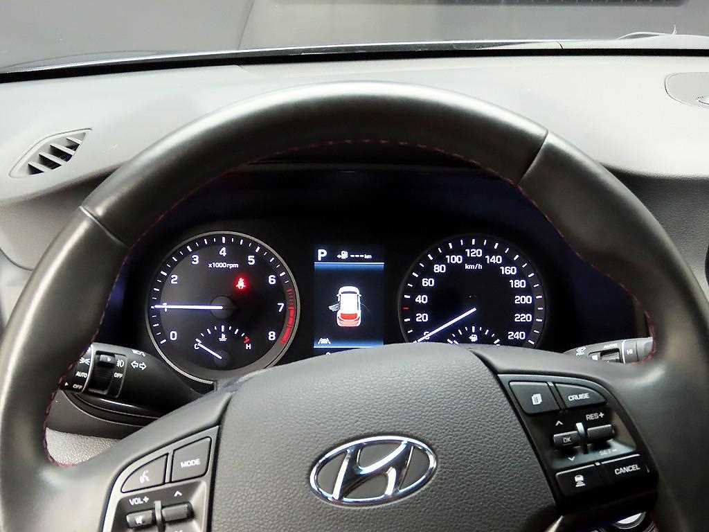 HYUNDAI Tucson - Vista 7