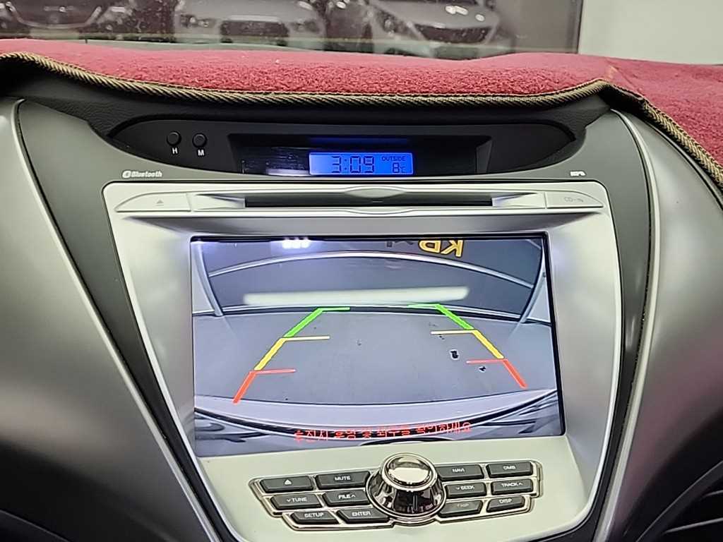 HYUNDAI Avante 2012 Blanco - Importación desde Corea - HF Imports Iquique - Foto 15