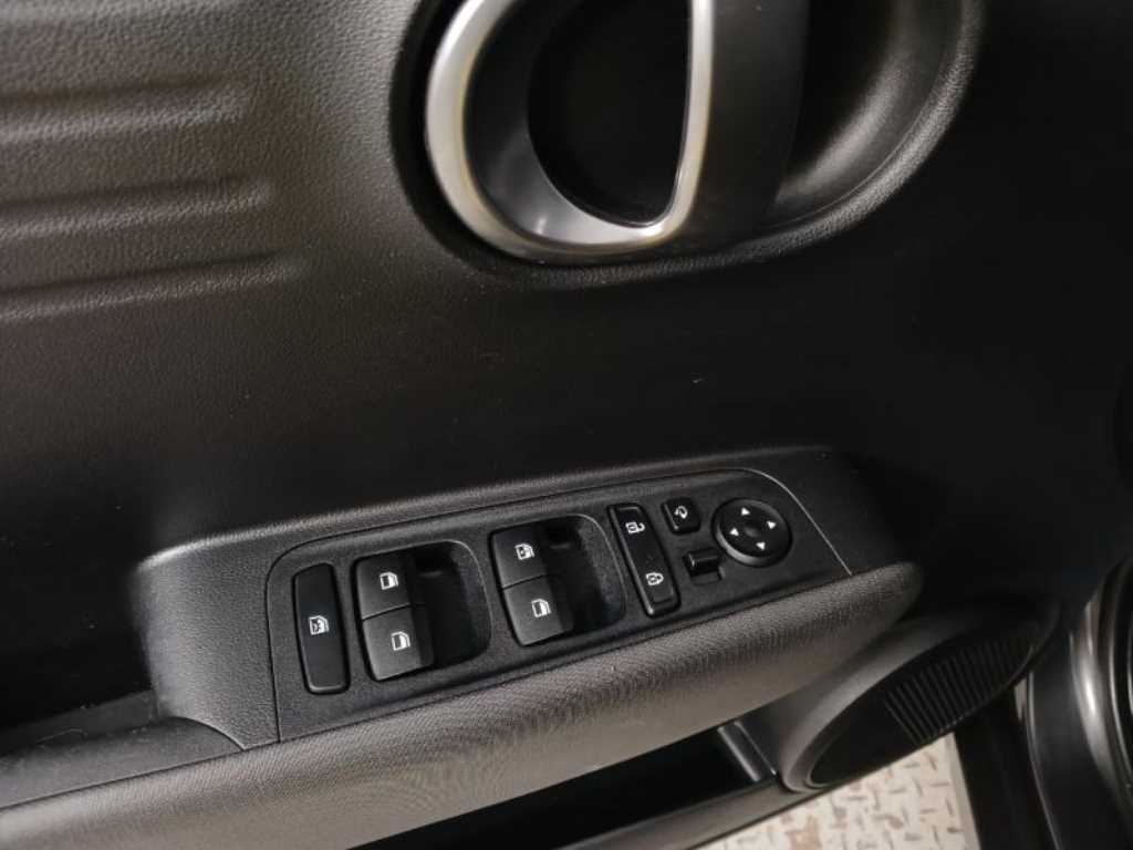 HYUNDAI Casper - Vista 9