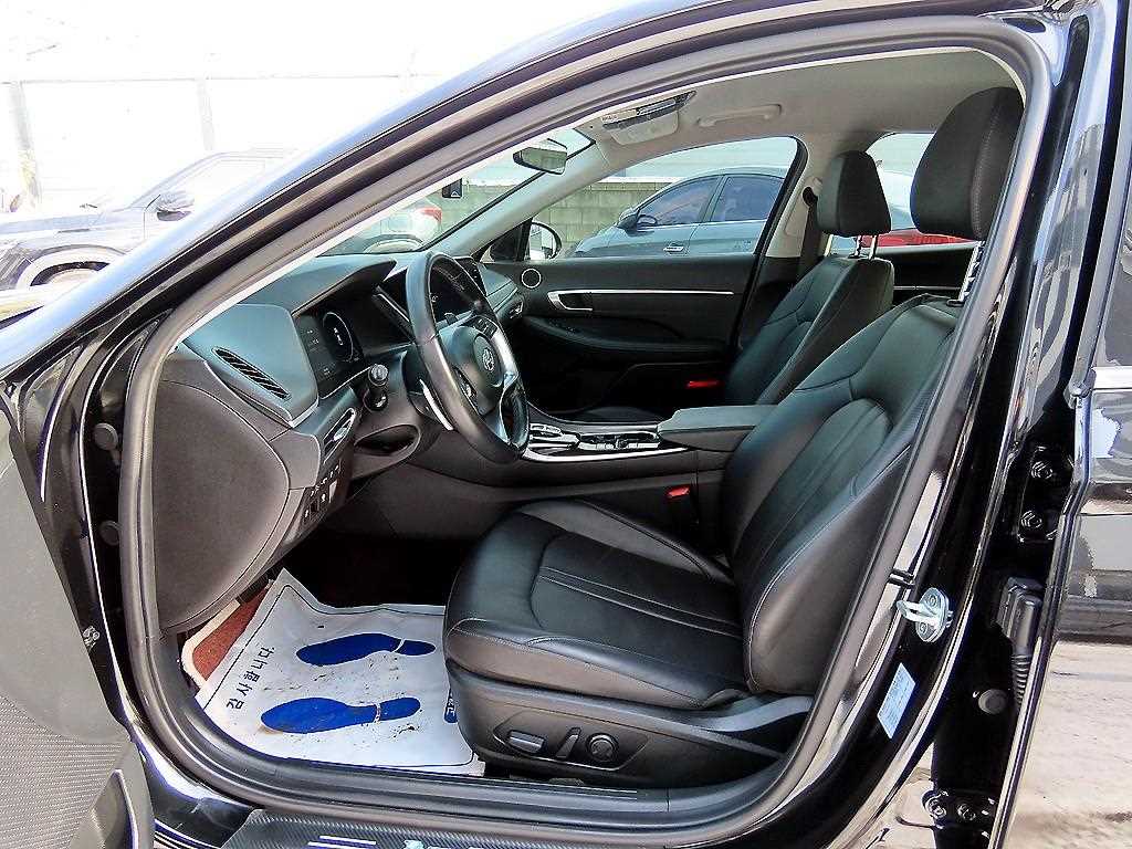 HYUNDAI Sonata - Vista 5