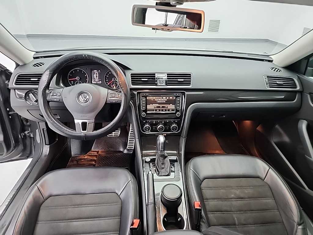 Volkswagen Passat - Vista 7