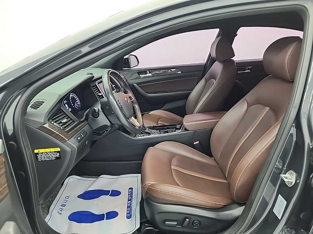 HYUNDAI Sonata - Vista 11