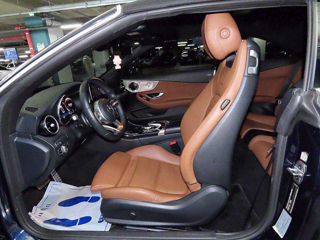 Mercedes Benz C Class - Vista 8