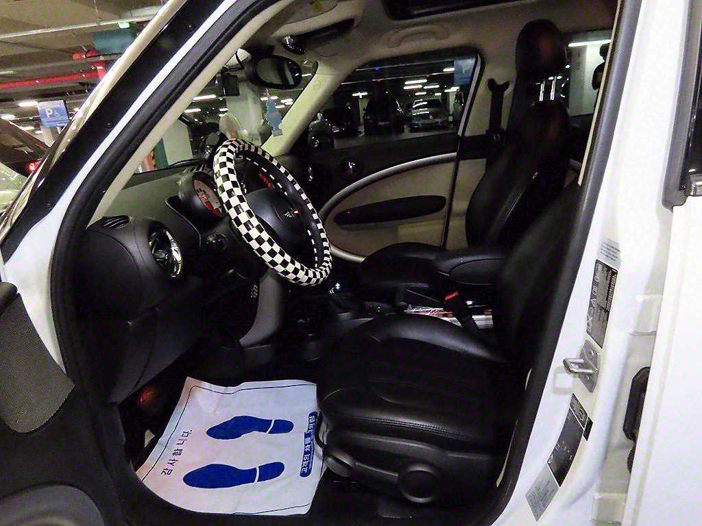 Mini Countryman - Vista 6