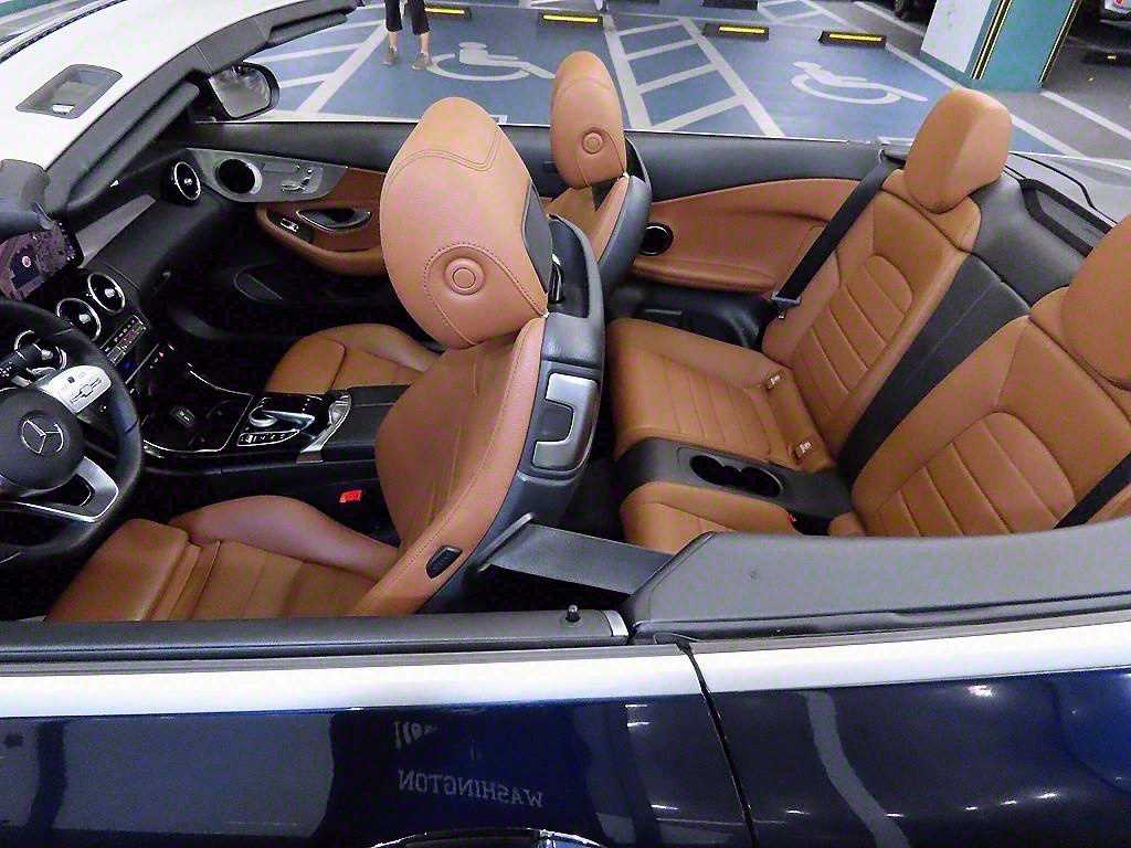 Mercedes Benz C Class - Vista 9