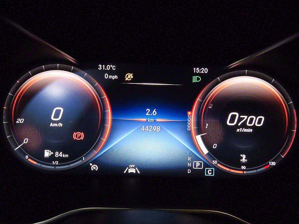 Mercedes Benz C Class - Vista 12