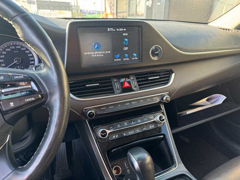 HYUNDAI Grandeur 2018 Negro - Importación desde Corea - HF Imports Iquique - Foto 13