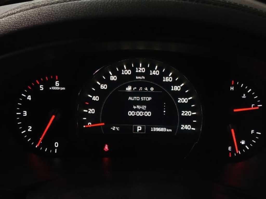 KIA Sorento - Vista 10