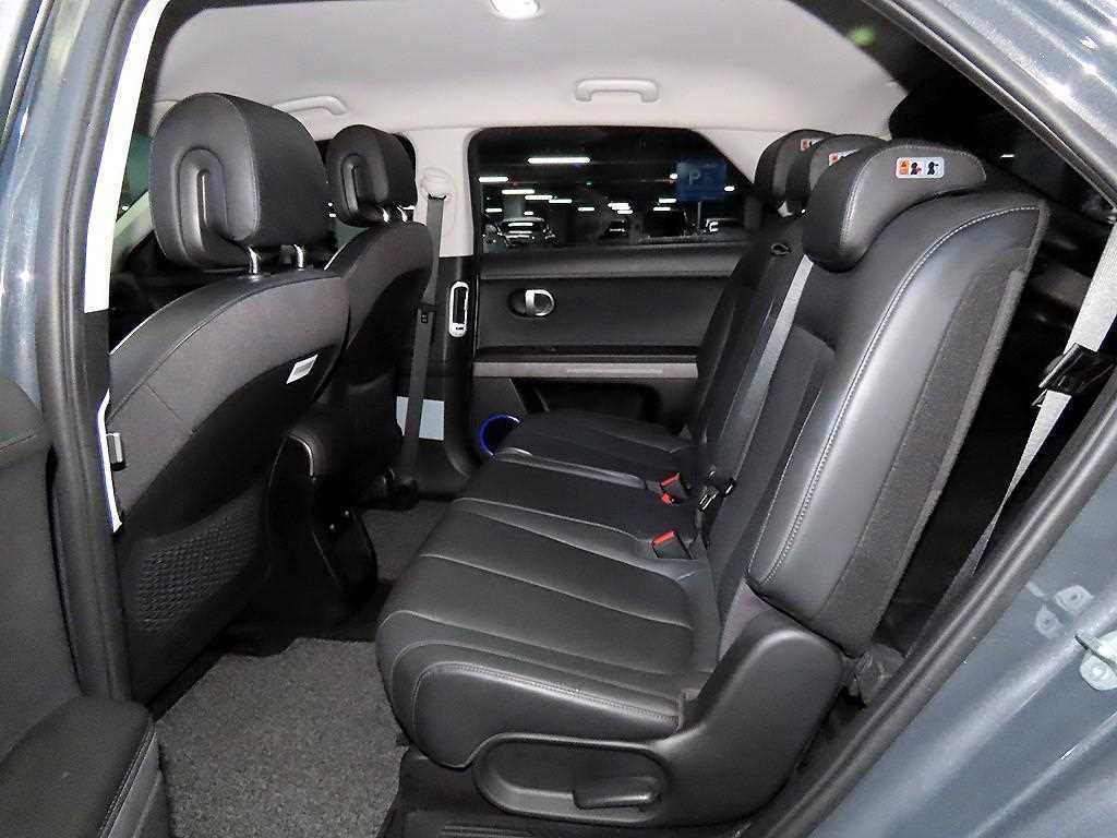 HYUNDAI Ioniq 5 - Vista 7