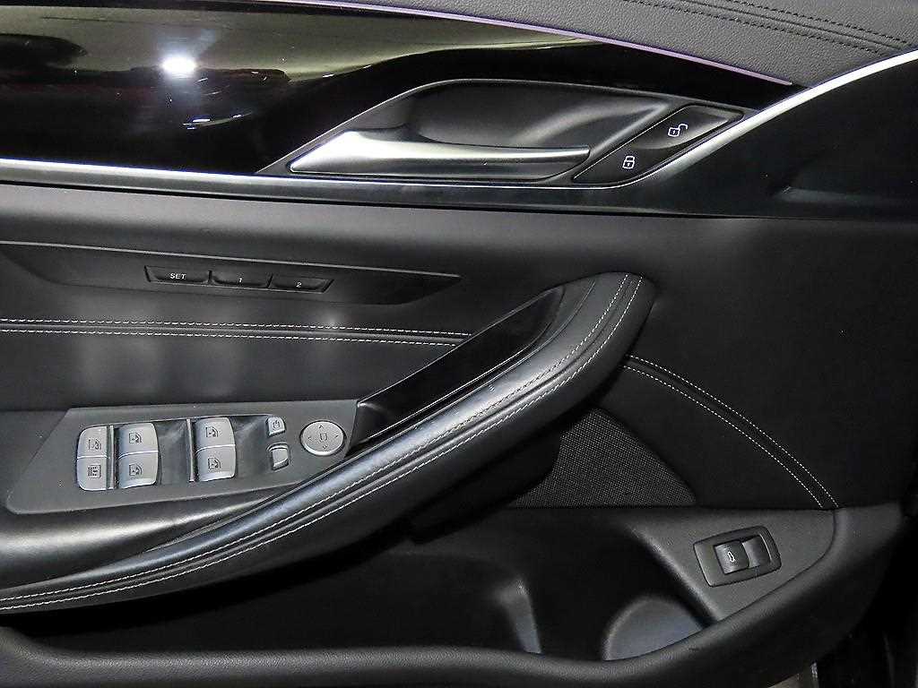 BMW 5 Series 2020 Gris - Importación desde Corea - HF Imports Iquique - Foto 14