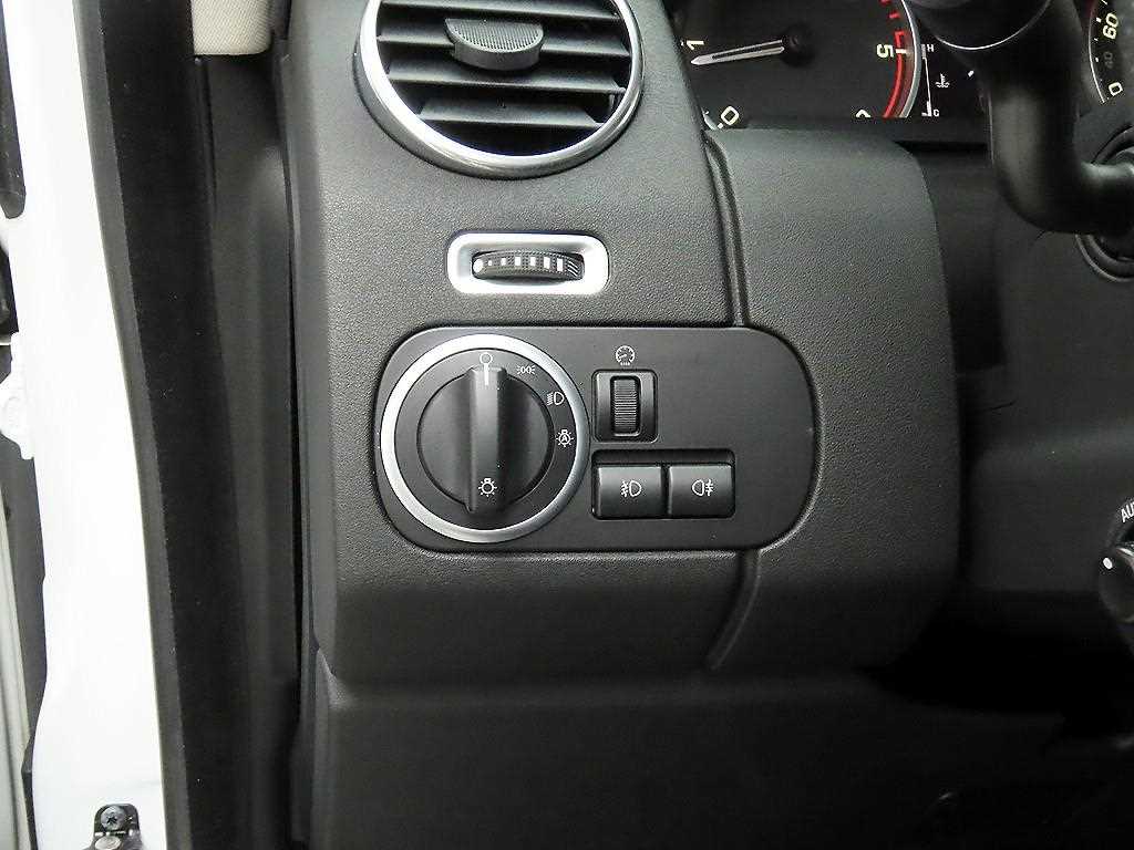 Land Rover Discovery 2014 Blanco - Importación desde Corea - HF Imports Iquique - Foto 14