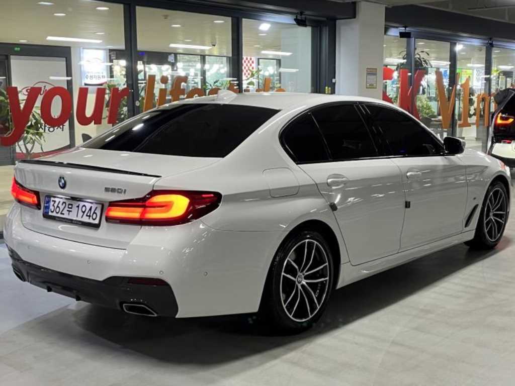 BMW 5 Series - Vista 4