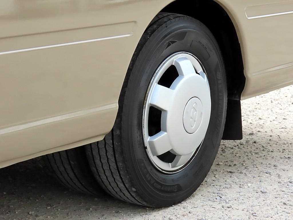 medium and large bus Hyundai bus 2011 Blanco - Importación desde Corea - HF Imports Iquique - Foto 18