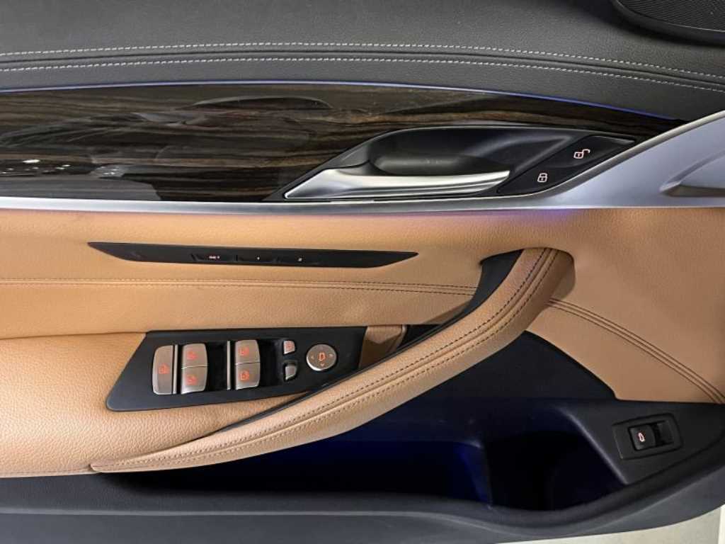 BMW 5 Series 2021 - Importación desde Corea - HF Imports Iquique - Foto 14