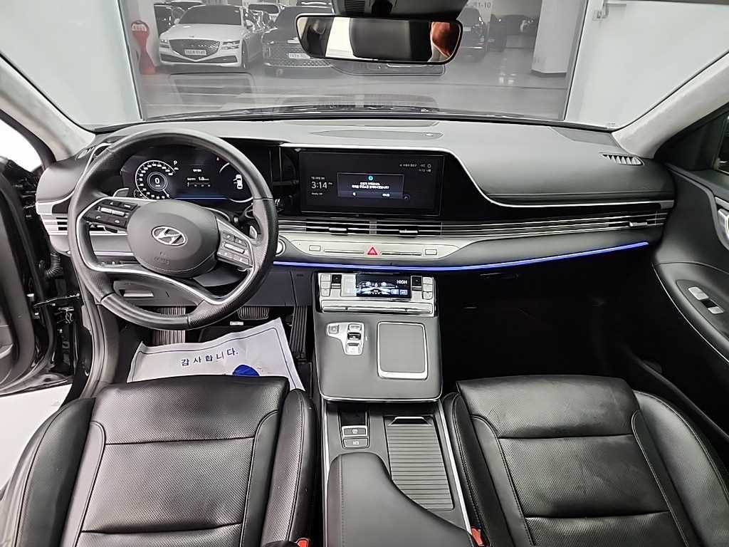 HYUNDAI Grandeur - Vista 7