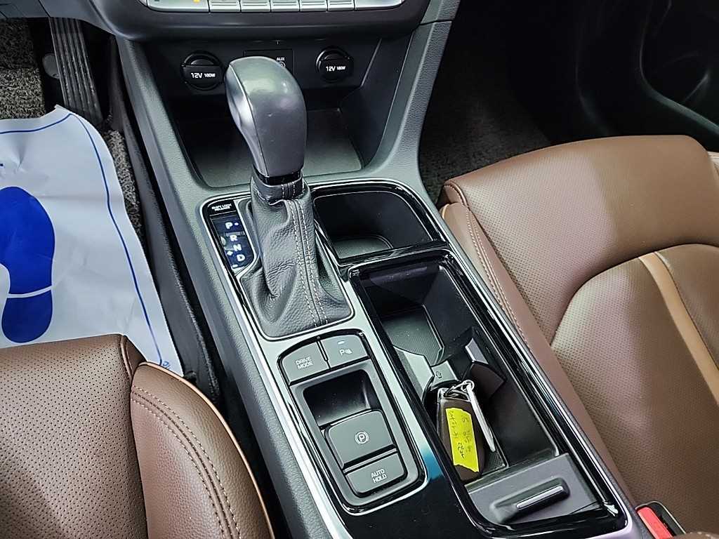 HYUNDAI Sonata - Vista 8