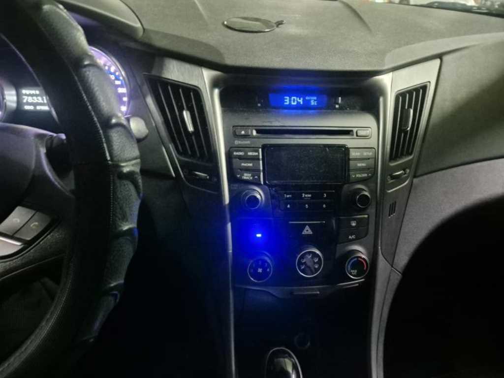 HYUNDAI Sonata - Vista 9