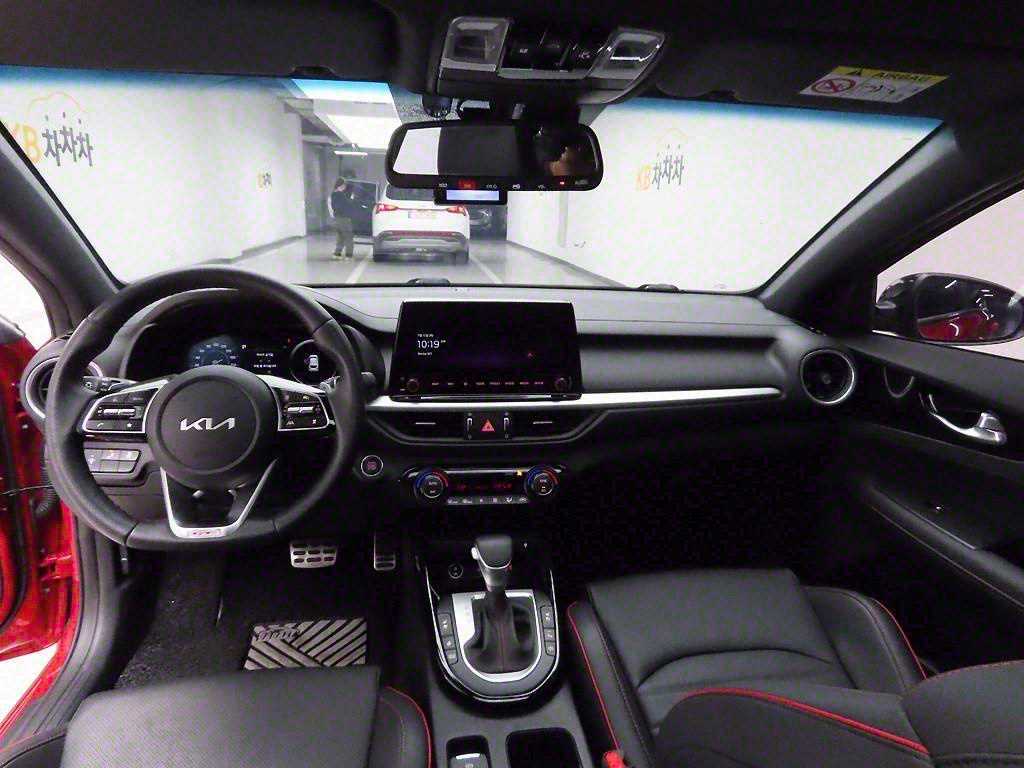 KIA K3 - Vista 6