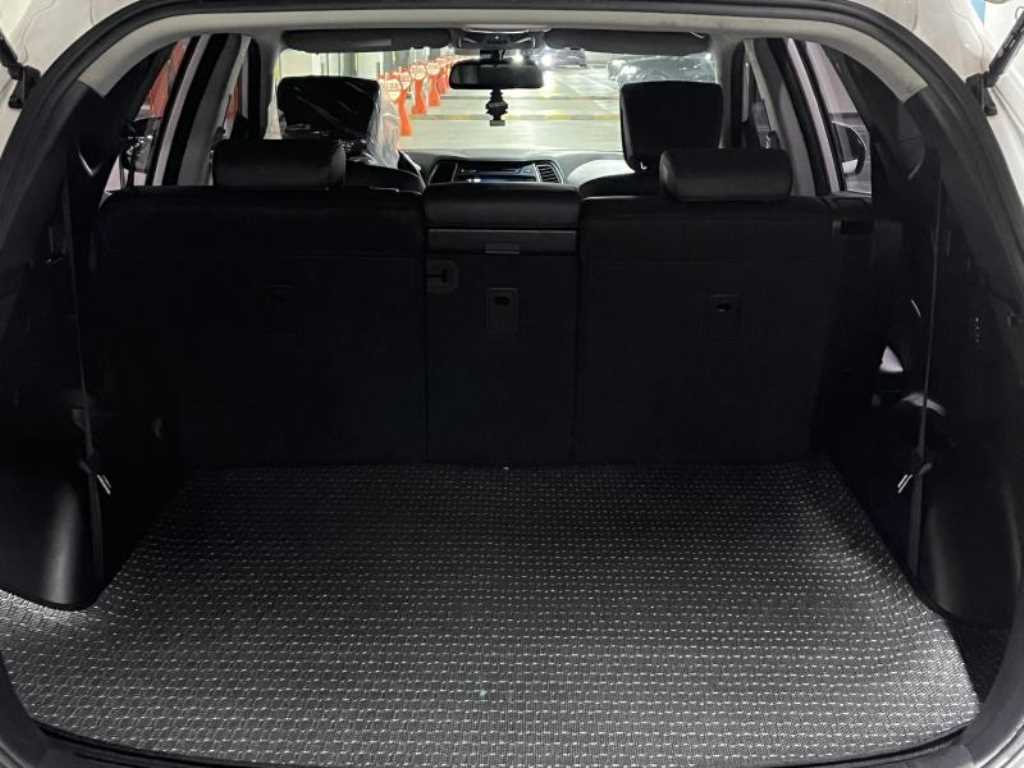 HYUNDAI Santa Fe - Vista 8