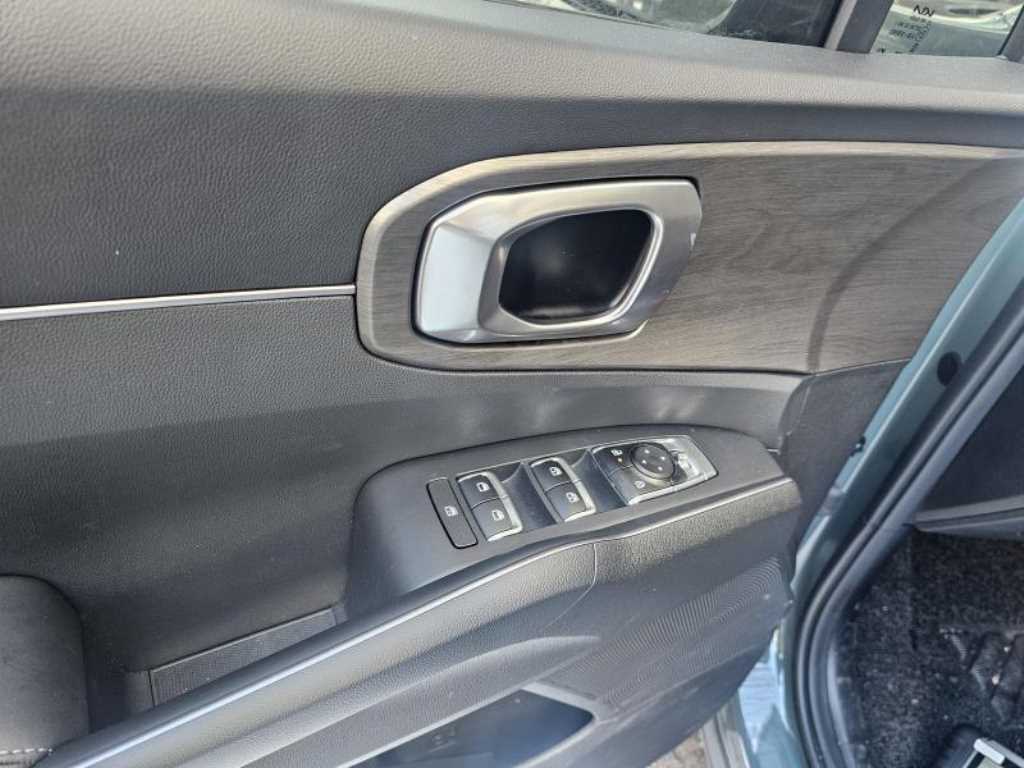 KIA Sorento - Vista 10