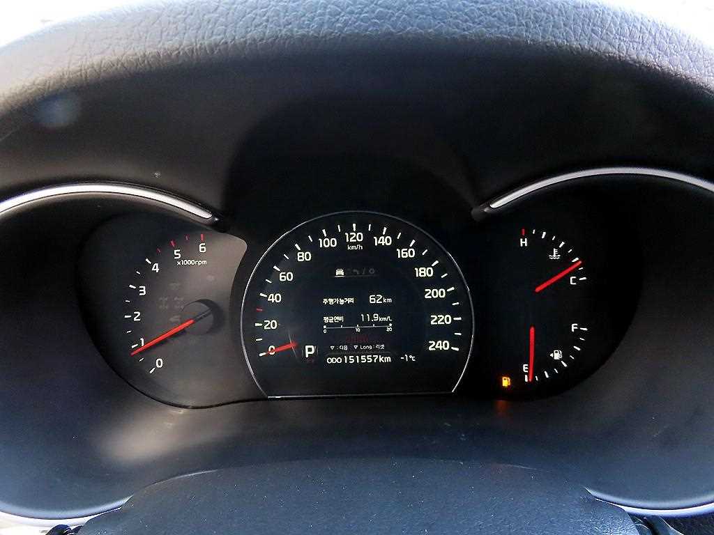 KIA Sorento - Vista 9